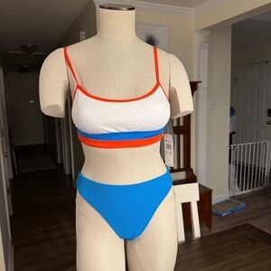 Roxy & LA Hearts Bikini Set Medium – Colorblock Bralette & Textured Bottoms